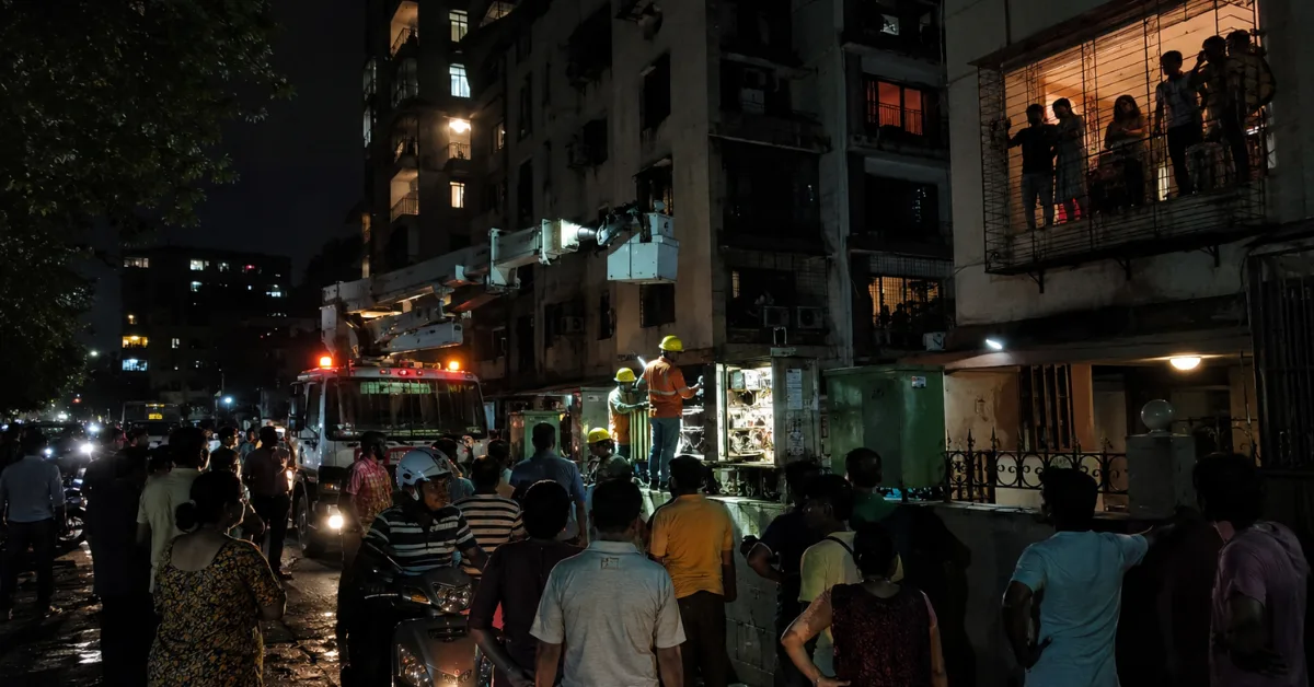 Mumbai im Dunkeln: Bis zu 24 Stunden ohne Strom – Bewohner verlangen Antworten